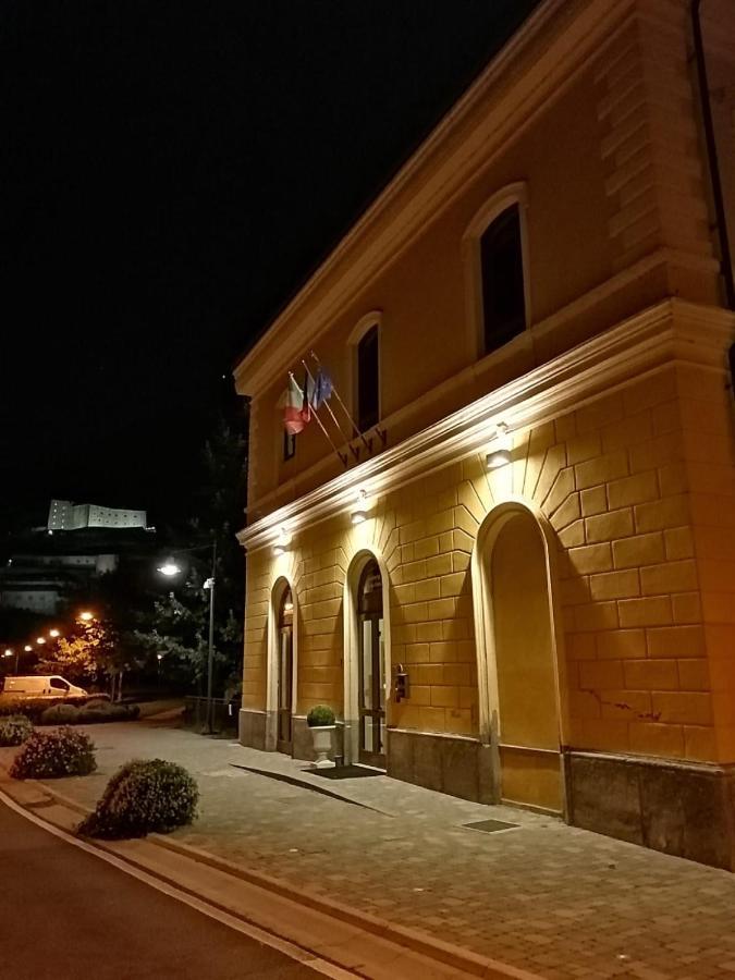 Auberge De La Gare - Dortoir & Ostello Hone Екстер'єр фото